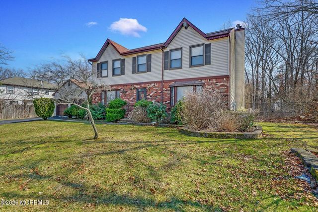 178 Mountain View Drive, Lakewood, NJ 08701