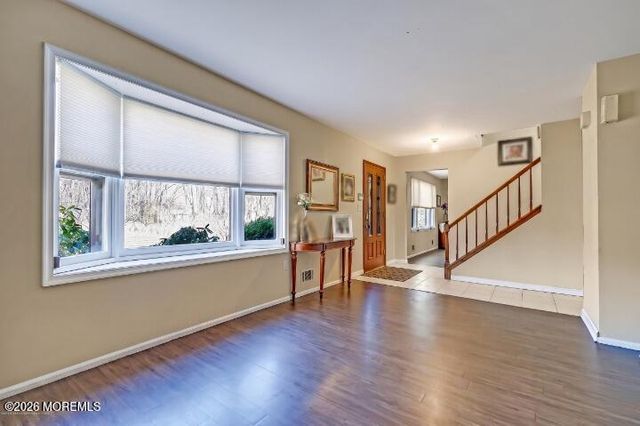 178 Mountain View Drive, Lakewood, NJ 08701