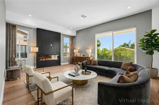 2124 W 238th Street, Torrance, CA 90501