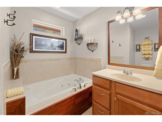 7116 County Road 92, Lake George, CO 80827