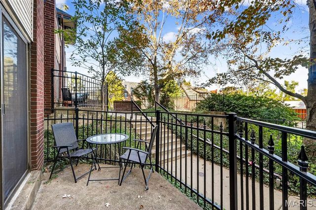 5381 Pershing Avenue 104, St Louis, MO 63112