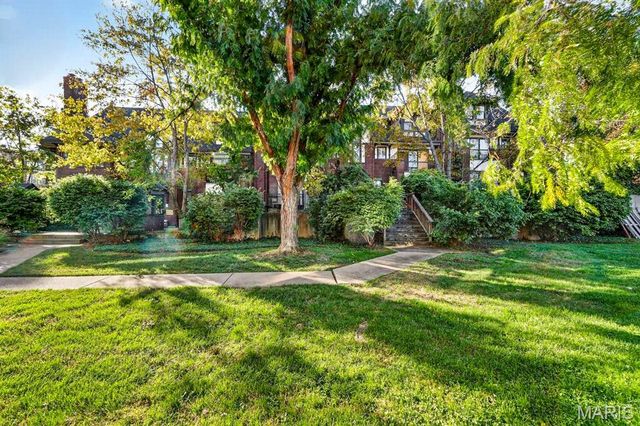 5381 Pershing Avenue 104, St Louis, MO 63112