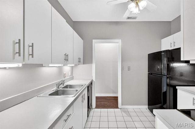 5381 Pershing Avenue 104, St Louis, MO 63112