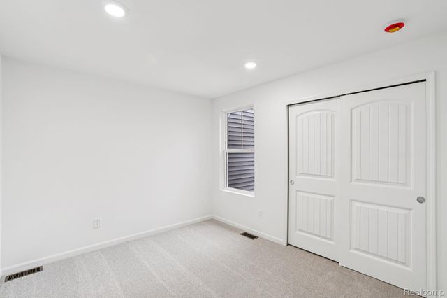 1462 Superior Drive, Milford Charter Township, MI 48381