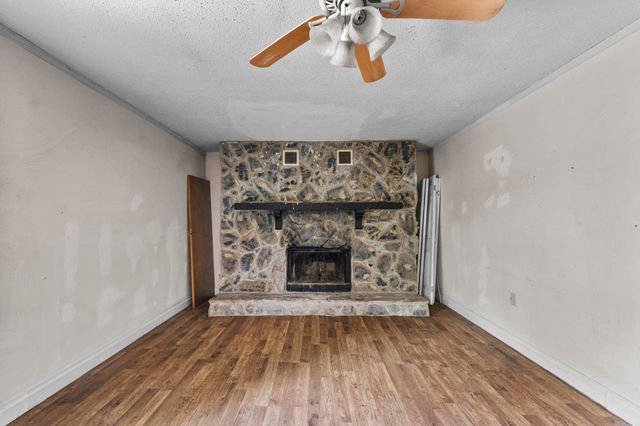 32 Ross Circle, Jacksonville, AR 72076