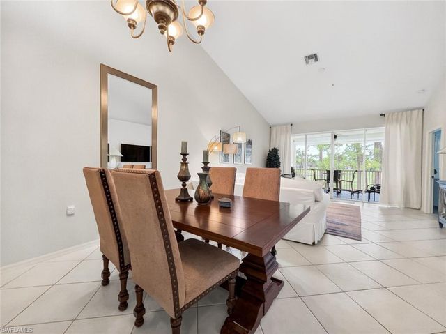 8175 Celeste DR 1230, Naples, FL 34113