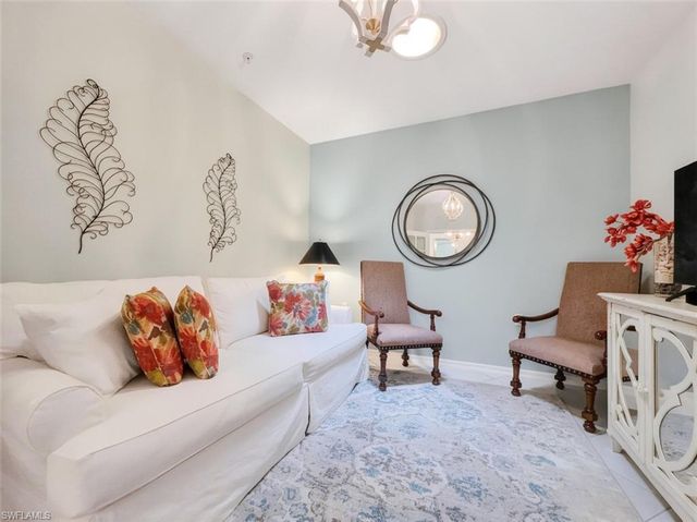 8175 Celeste DR 1230, Naples, FL 34113