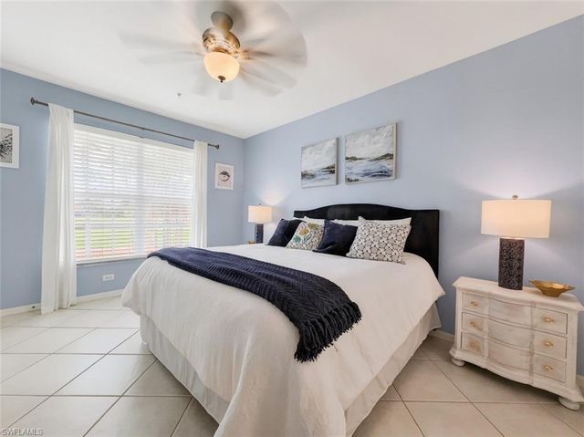 8175 Celeste DR 1230, Naples, FL 34113