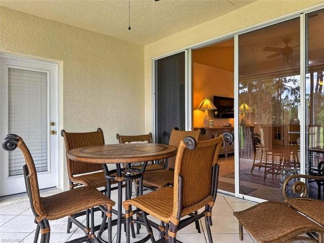 8175 Celeste DR 1230, Naples, FL 34113