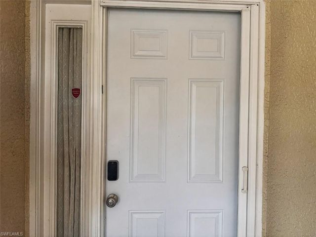 8175 Celeste DR 1230, Naples, FL 34113