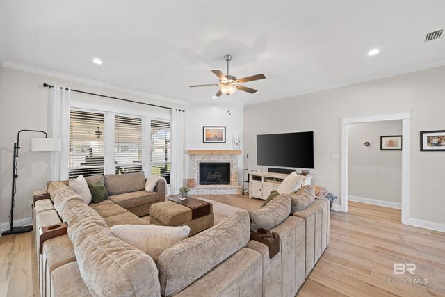 10734 Secretariat Boulevard, Daphne, AL 36526