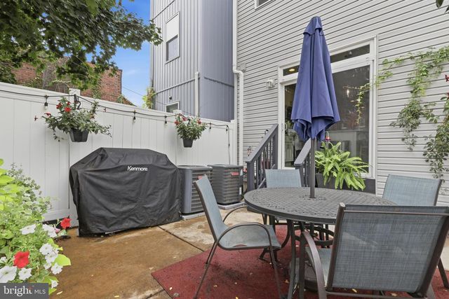 1241 N 19TH ST, Philadelphia, PA 19121