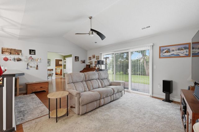 1429 Ashton Glenn Dr, Surfside Beach, SC 29575