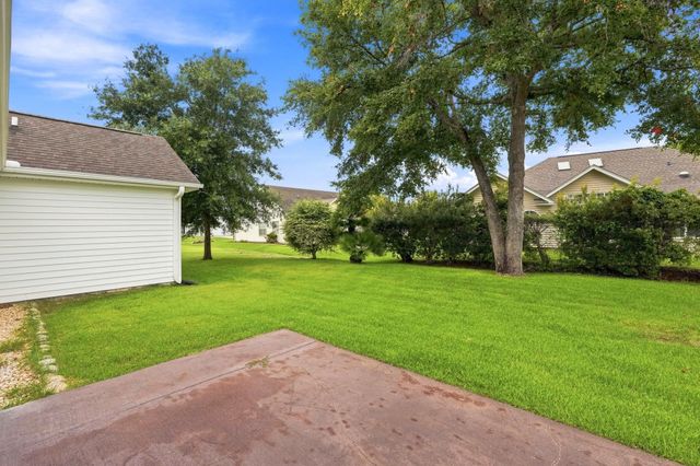 1429 Ashton Glenn Dr, Surfside Beach, SC 29575