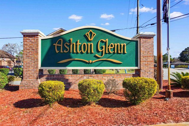 1429 Ashton Glenn Dr, Surfside Beach, SC 29575