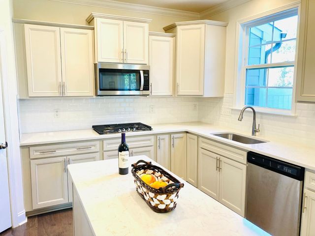 237 Kentigern Drive, Raleigh, NC 27606