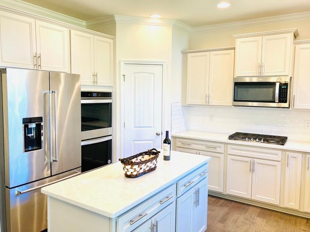 237 Kentigern Drive, Raleigh, NC 27606