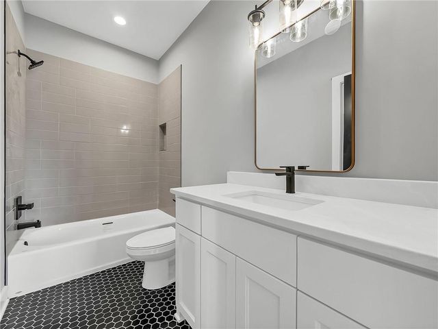 16928 Futura Street, Overland Park, KS 66085