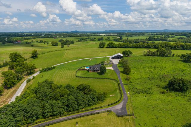 559 Moran Summit Road, Richmond, KY 40475