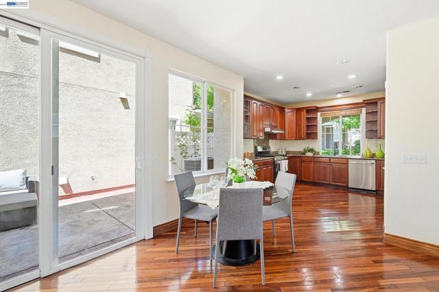 107 Olmsted Ct, Pittsburg, CA 94565