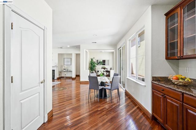 107 Olmsted Ct, Pittsburg, CA 94565
