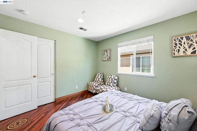 107 Olmsted Ct, Pittsburg, CA 94565