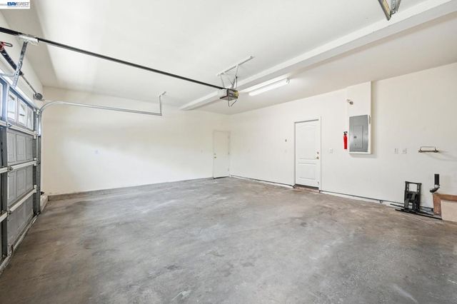 107 Olmsted Ct, Pittsburg, CA 94565
