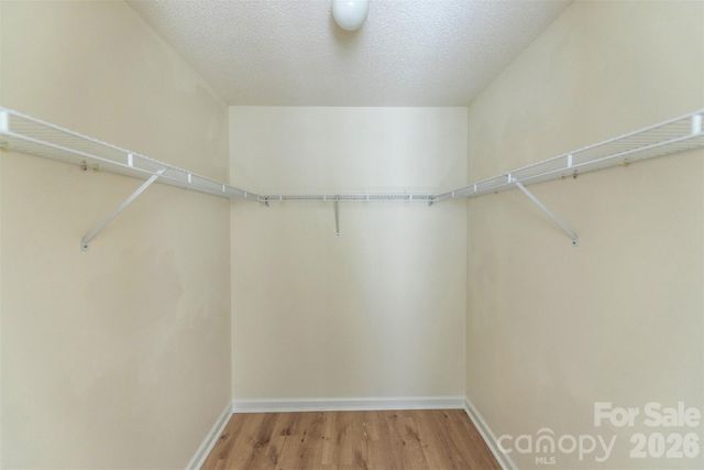 115 Creeks End Circle, Mills River, NC 28759