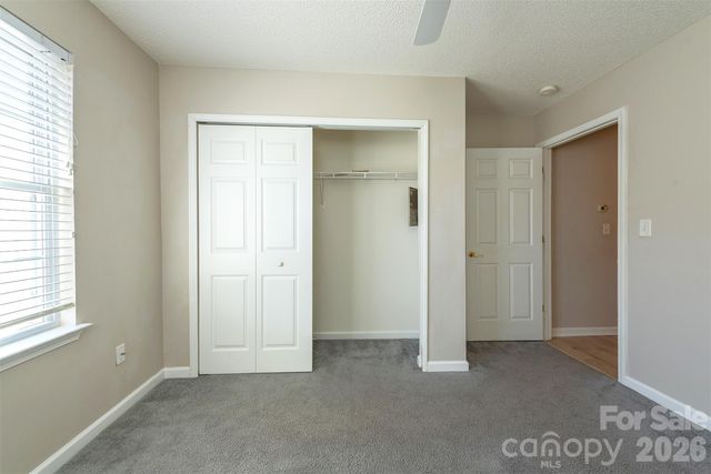 115 Creeks End Circle, Mills River, NC 28759