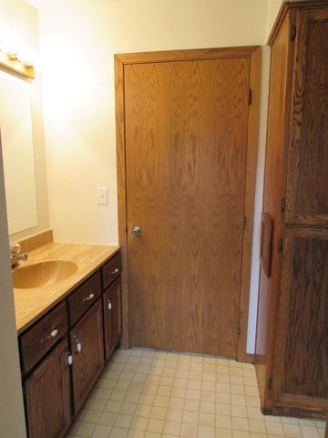 2781 TULIP COURT, Green Bay, WI 54313