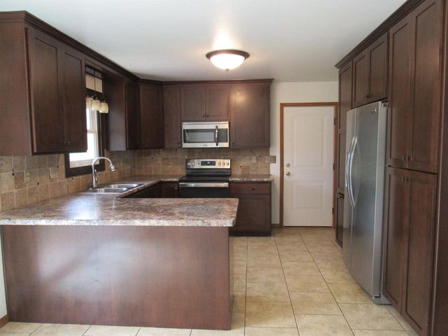 2781 TULIP COURT, Green Bay, WI 54313