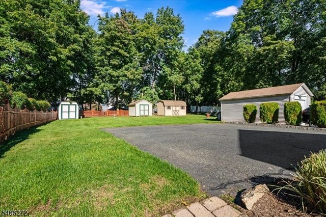 31 Elizabeth St, Caldwell Boro Twp., NJ 07006