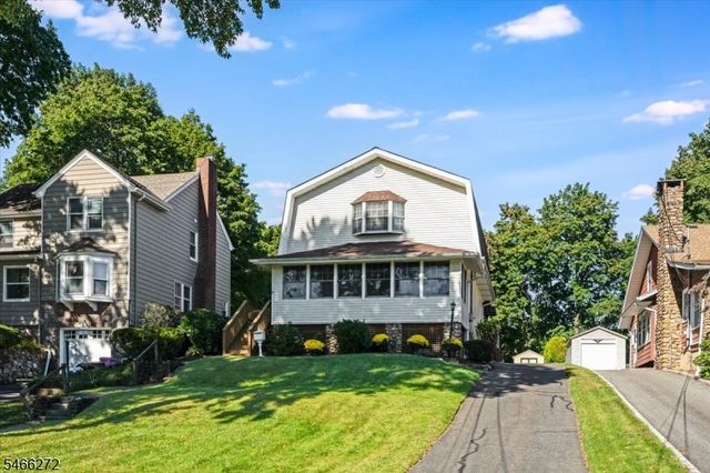 31 Elizabeth St, Caldwell Boro Twp., NJ 07006