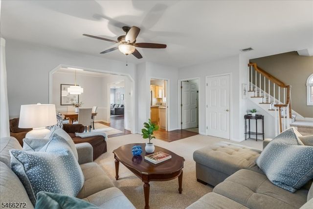 31 Elizabeth St, Caldwell Boro Twp., NJ 07006