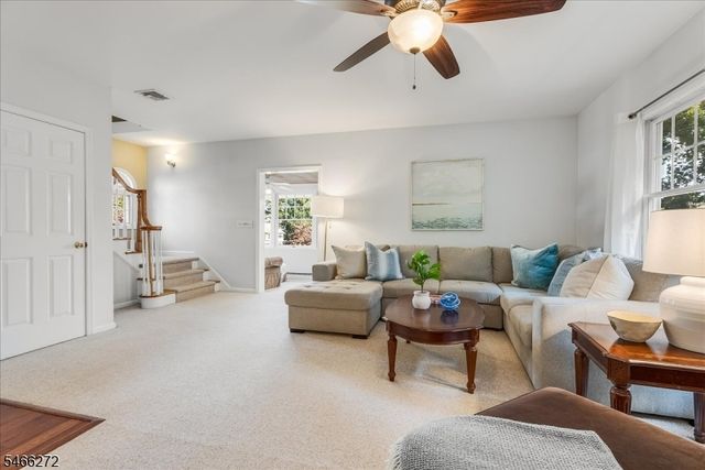 31 Elizabeth St, Caldwell Boro Twp., NJ 07006