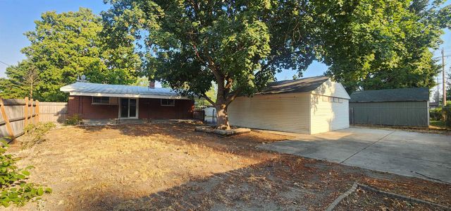 6907 N Stevens St, Spokane, WA 99208
