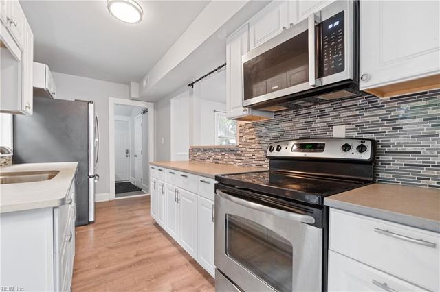 31 Bainbridge AVE, Portsmouth, VA 23702