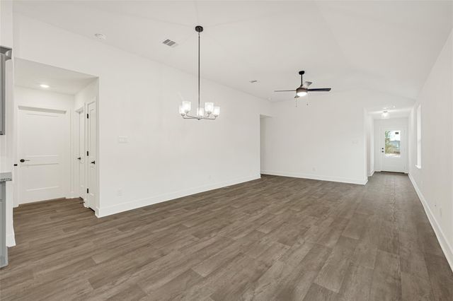 4410 W Bayou Maison Circle, Dickinson, TX 77539