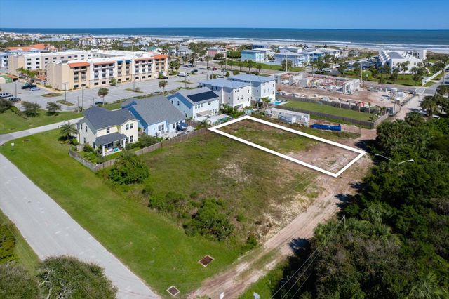 122 4Th St, St Augustine, FL 32080