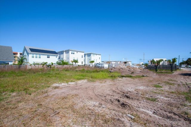 122 4Th St, St Augustine, FL 32080