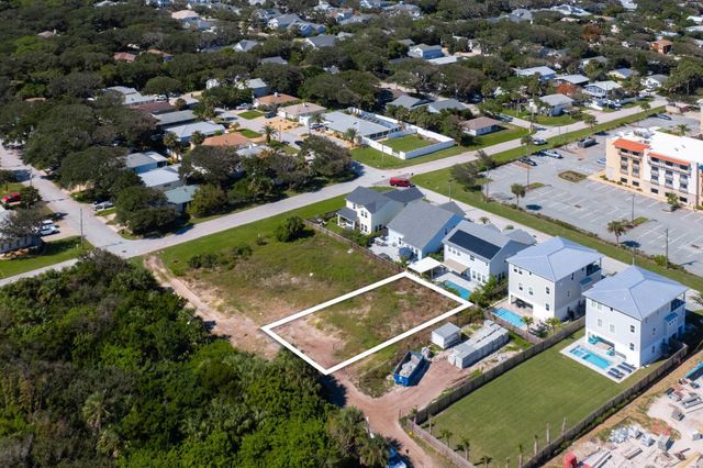 122 4Th St, St Augustine, FL 32080