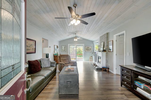 97 George Coggin Road, Newnan, GA 30265