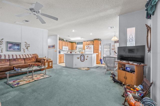6235 KNOTTY PINE DRIVE SE, Winter Haven, FL 33884