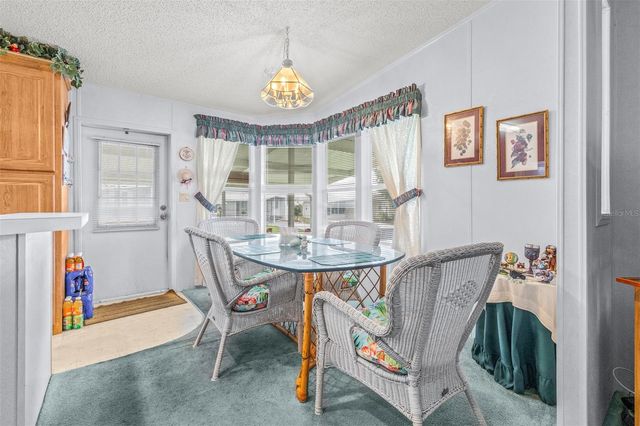 6235 KNOTTY PINE DRIVE SE, Winter Haven, FL 33884