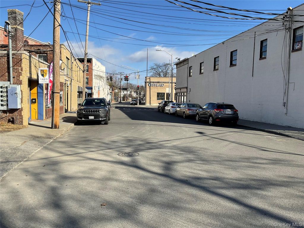 335 Main Street, Beacon, NY 12508 — photo 3