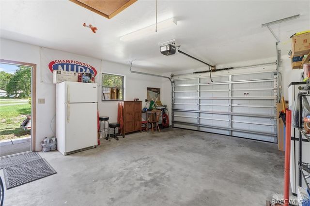 9188 N Commodore Drive, Citrus Springs, FL 34434
