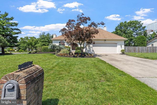 32 COUNTRY WALK, Cherry Hill, NJ 08003