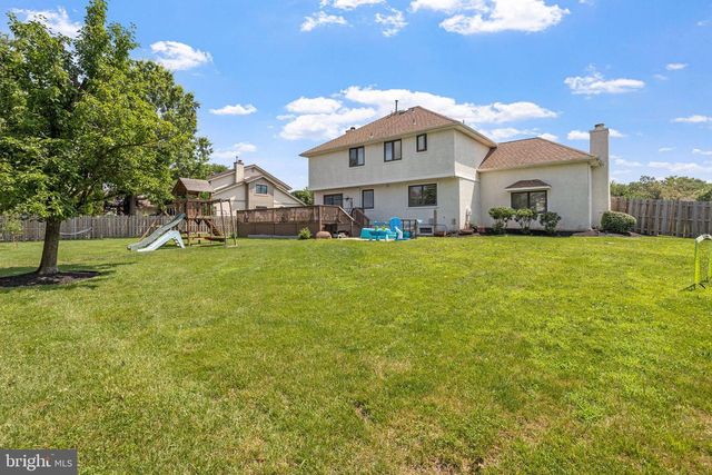 32 COUNTRY WALK, Cherry Hill, NJ 08003