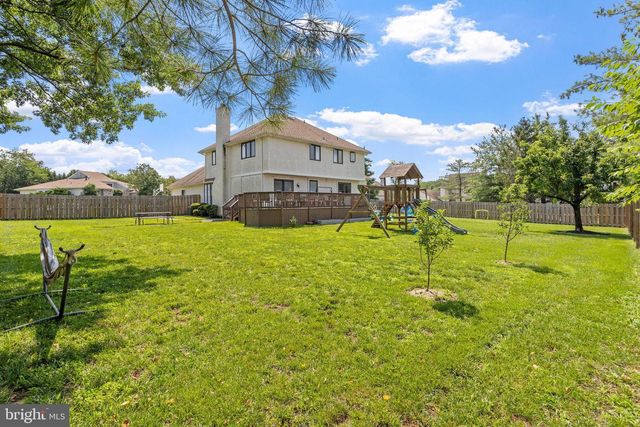 32 COUNTRY WALK, Cherry Hill, NJ 08003