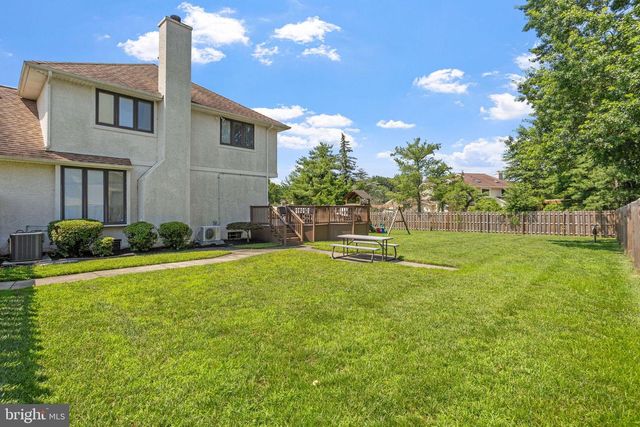32 COUNTRY WALK, Cherry Hill, NJ 08003